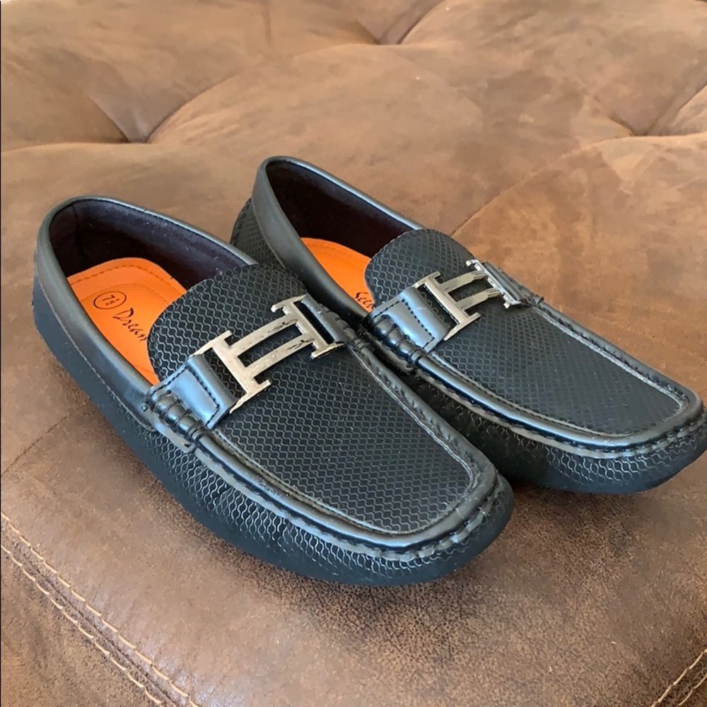 Black Geometric Buckle Moccasin mens